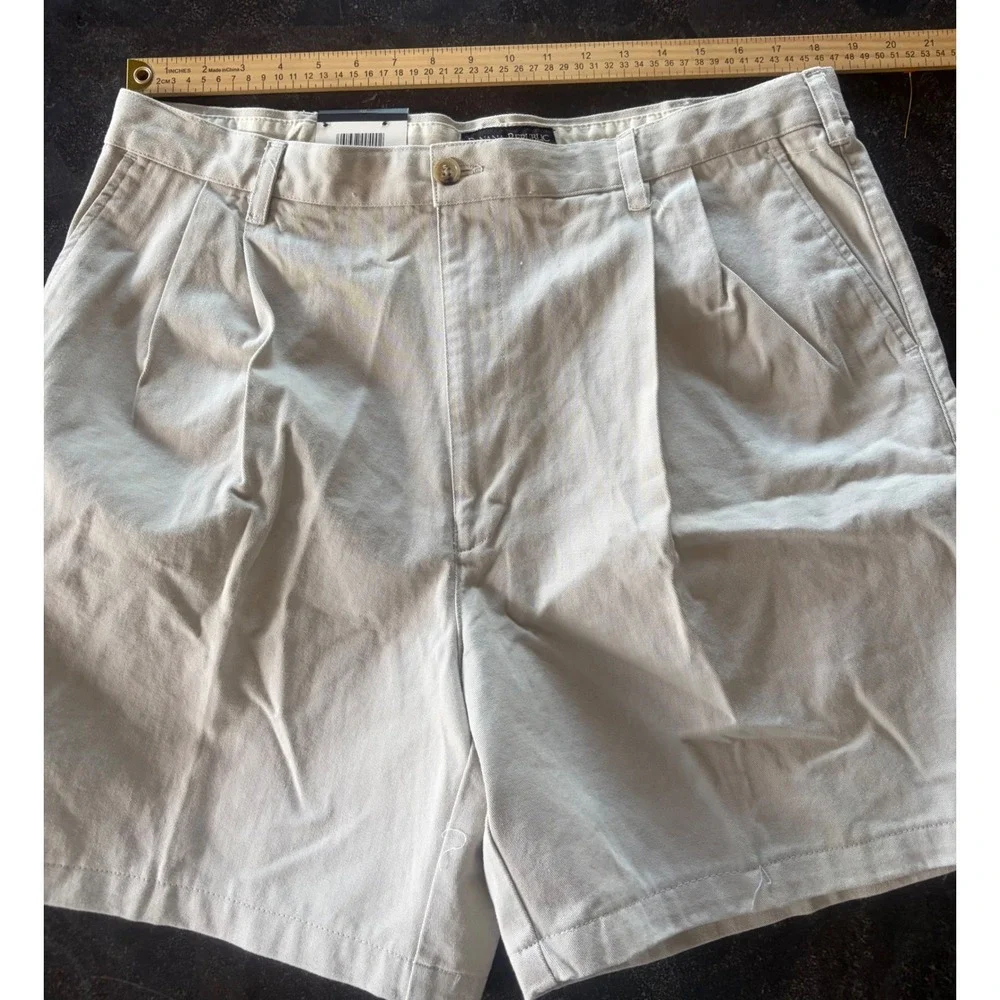 Banana Republic Classic Chino Shorts‎ Mens 40 Khaki Tan Double Pleat 100% Cotton